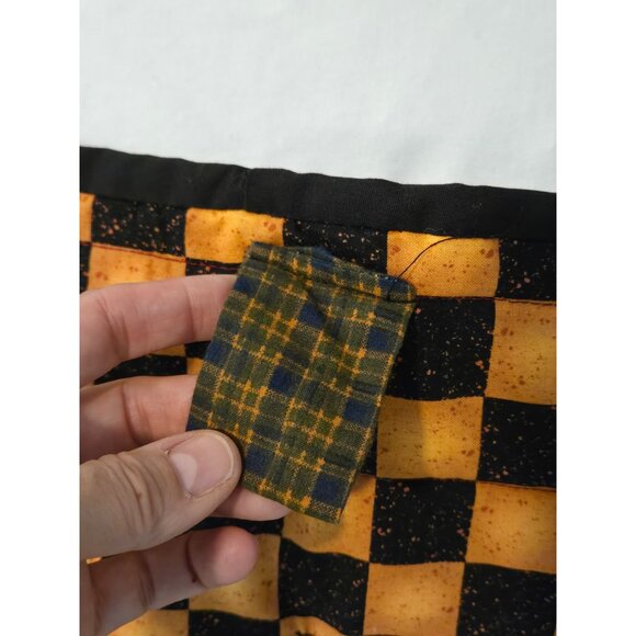 Handcrafted Alley Cat Tales Wall Hanging by Spring Industries Finished Farmhouse - Picture 8 of 9